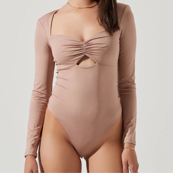 ASTR THE LABEL VENTURA BODYSUIT PINK NUDE SMALL NEW WITH TAGS - Picture 15 of 16